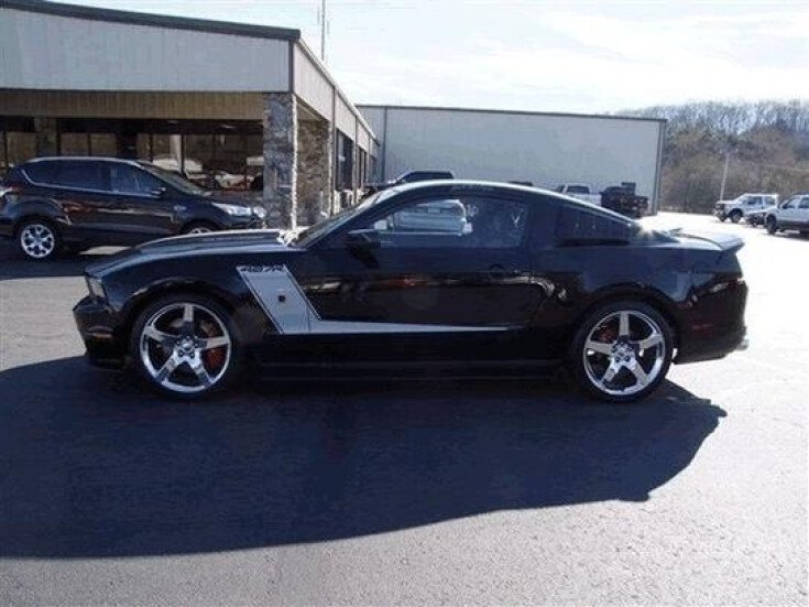 Thumbnail Photo undefined for 2010 Ford Mustang